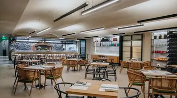 Napa Plaza Hotel (Adults Only 16+)
