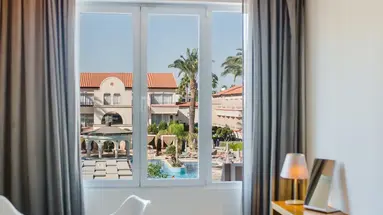 Napa Plaza Hotel (Adults Only 16+)
