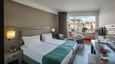 Napa Plaza Hotel (Adults Only 16+)