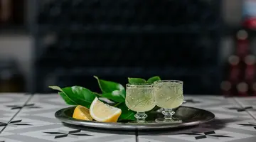 Napa Plaza Hotel (Adults Only 16+)