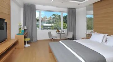 Napa Plaza Hotel