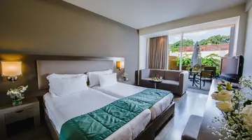 Napa Plaza Hotel