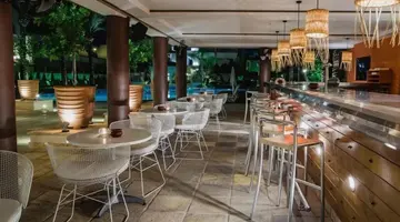 Napa Plaza Hotel