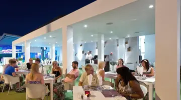 Napa Plaza