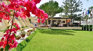 NAPA PRINCE HOTEL APARTMENTS