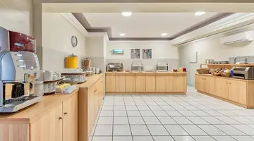 Natalie Hotel
