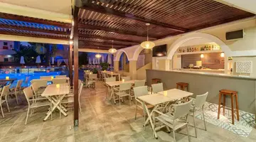 Natalie Hotel