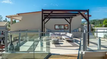Natalie Hotel