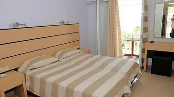 NATALIE HOTEL