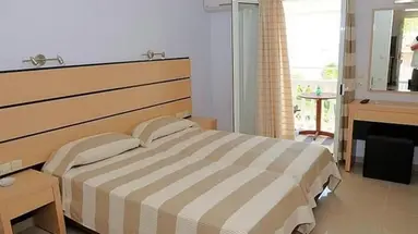 NATALIE HOTEL