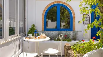 Nathalie Hotel