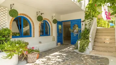 Nathalie Hotel