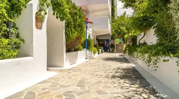 NATHALIE HOTEL