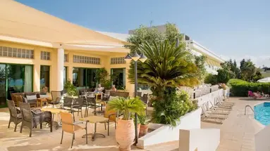 Natura Beach Hotel &amp Villas