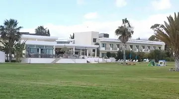 Natura Beach Hotel & Villas