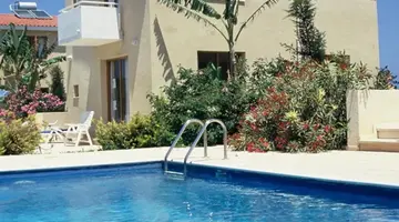 Natura Beach Hotel & Villas