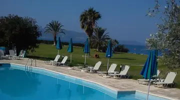 Natura Beach Hotel & Villas