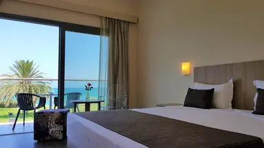 Natura Beach Hotel & Villas