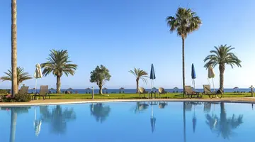 Natura Beach Hotel & Villas