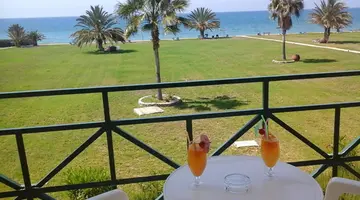 Natura Beach Hotel & Villas