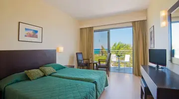 Natura Beach Hotel & Villas