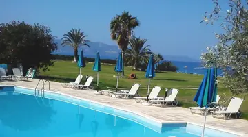 Natura Beach Hotel & Villas