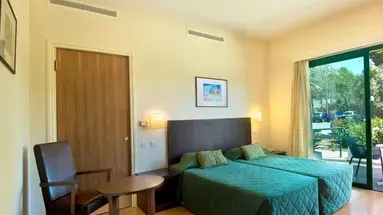 Natura Beach Hotel & Villas