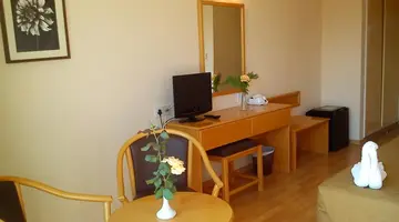 Natura Beach Hotel & Villas