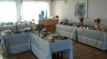 Natura Beach Hotel & Villas