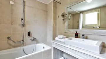 Natura Village Hotel & Spa