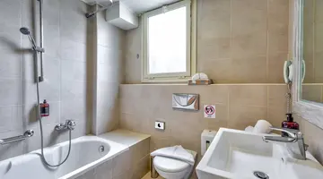 Natura Village Hotel & Spa