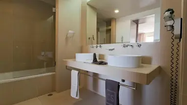 NAU Sao Rafael Suites
