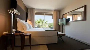 NAU Sao Rafael Suites