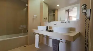 NAU Sao Rafael Suites
