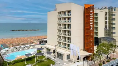 Nautilus Family Hotel