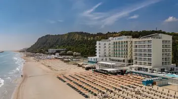 Nautilus Family Hotel