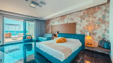 Nautilus Hotel