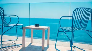 Nautilus Hotel