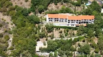 Nautilus Hotel