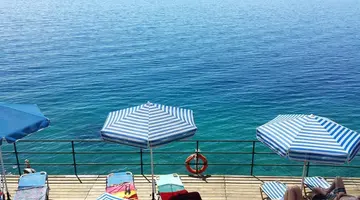 Nautilus Hotel