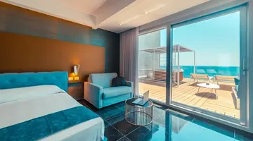 Nautilus Hotel