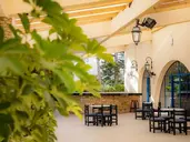 Navarria Hotel