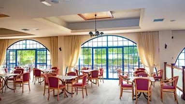 Navarria Hotel