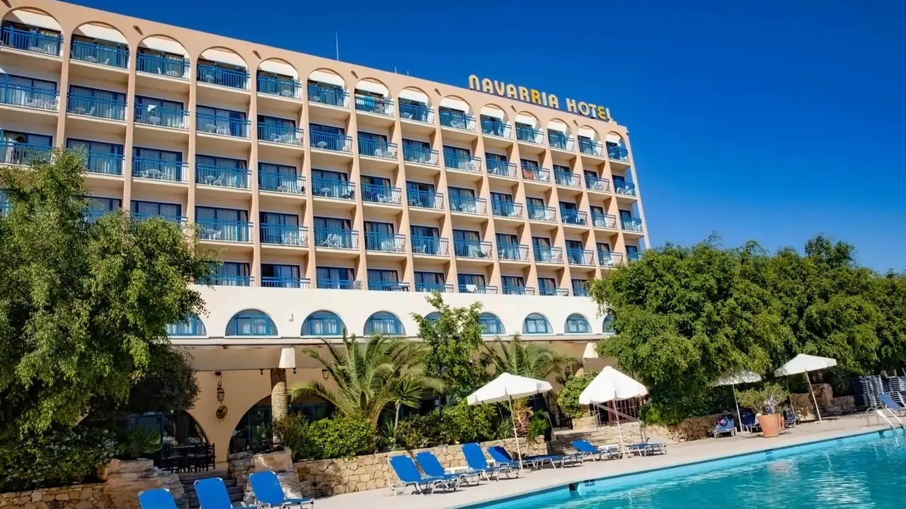 Navarria Hotel