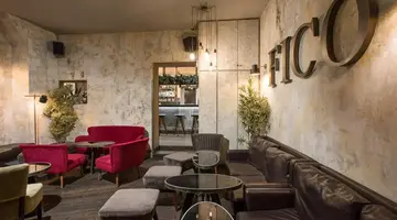 Navona Palace Collection