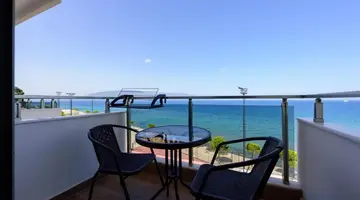 Navy Hotel