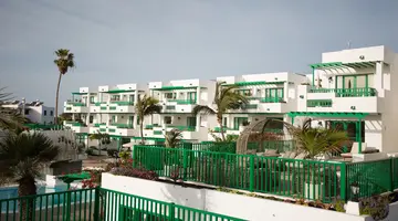 Nazaret Apartamentos