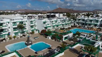 Nazaret Apartamentos