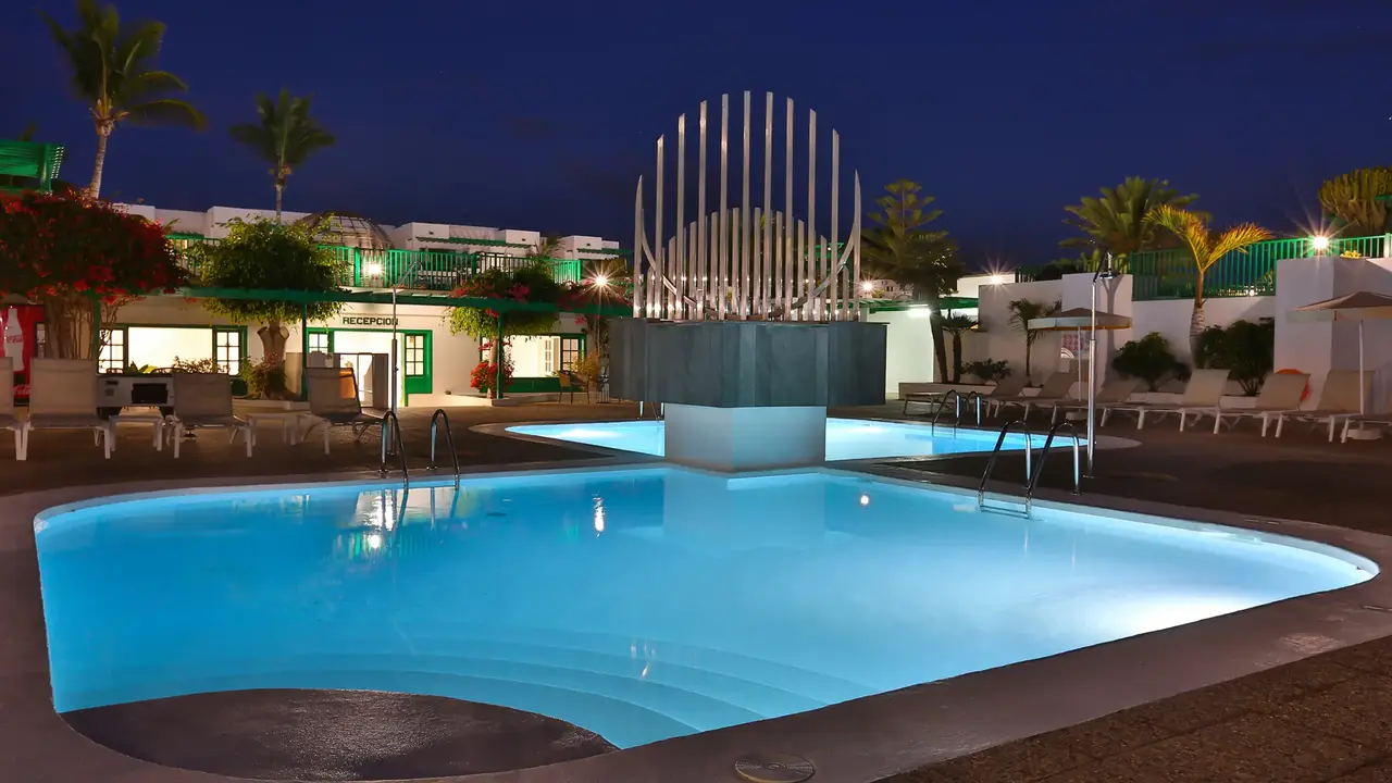 Nazaret Apartamentos