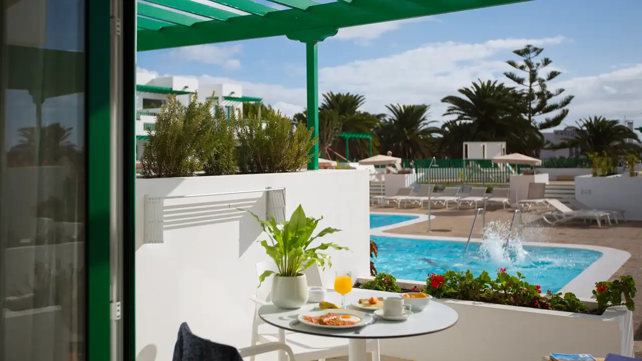 Nazaret Apartamentos